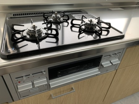 広々キッチンで料理もはかどります。