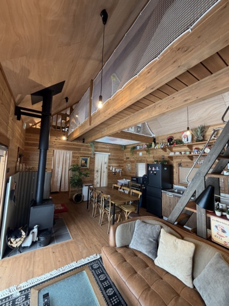 屋根裏をつなぐ空中回廊！！