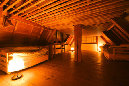 大人もワクワクする、秘密基地のような空間