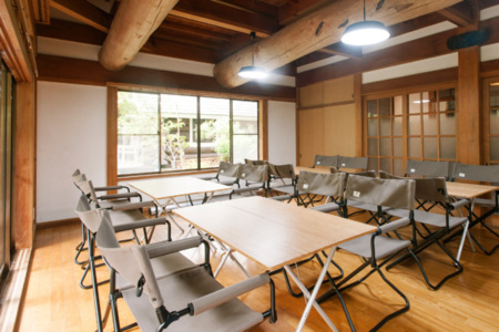 最大16人迄着席◎研修スペースとしても◎