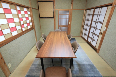 ダイニングテーブル（6名）